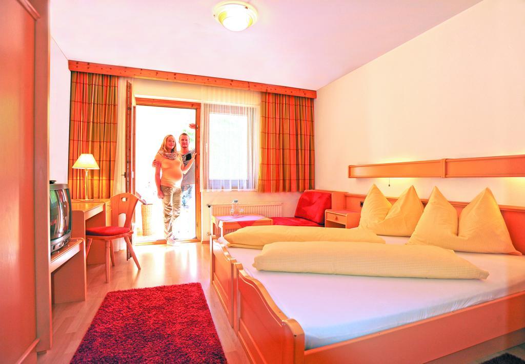Hotel Loffele Weissbriach Room photo